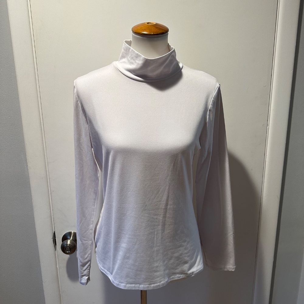 Yummy Soft‎ Turtleneck Shirt - Size XL.